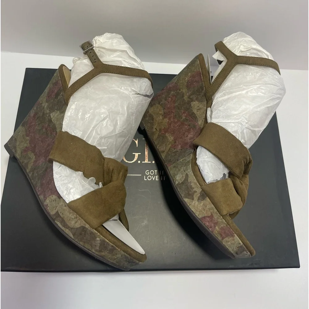 G.I.L.I. GI-Kahlie 7.5 Willow Microsuede Wedge